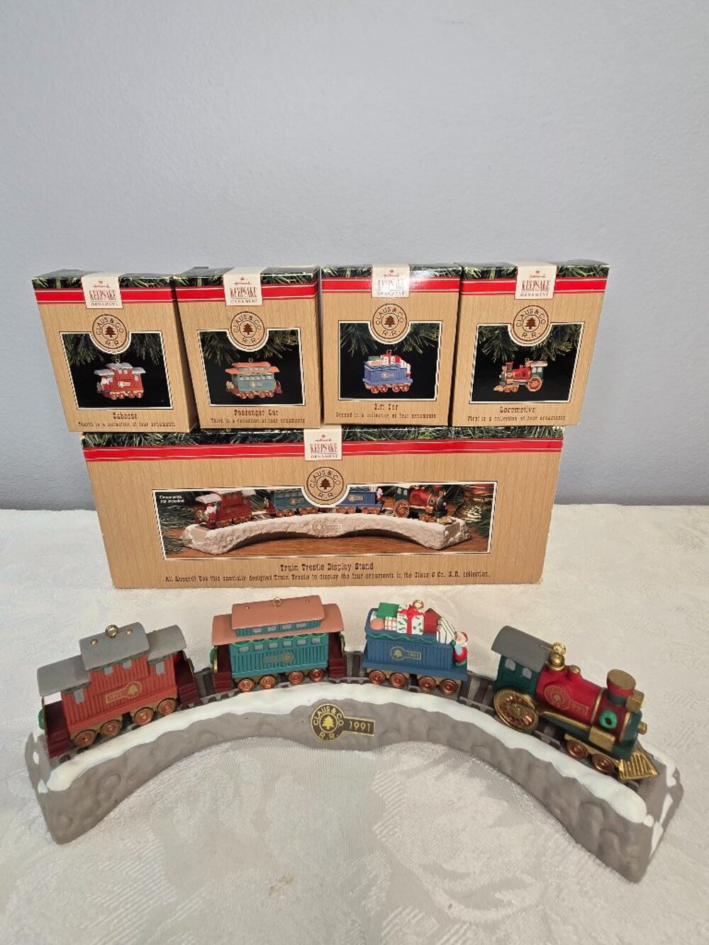 Vintage Hallmark Claus&Co Train Trestle Railroad Ornament Set in Original Boxes